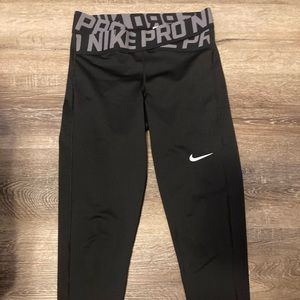 Nike Pro Intertwist leggings size S